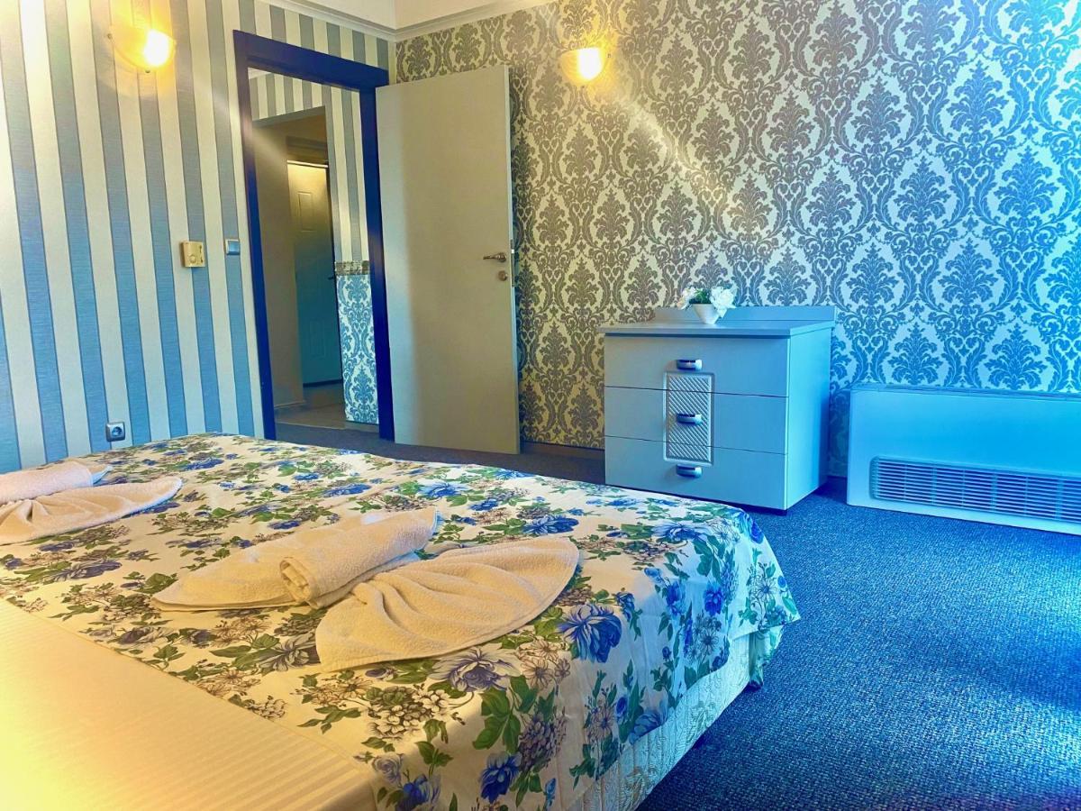 Boutique Hotel Royal เนเซบาร์ ภายนอก รูปภาพ