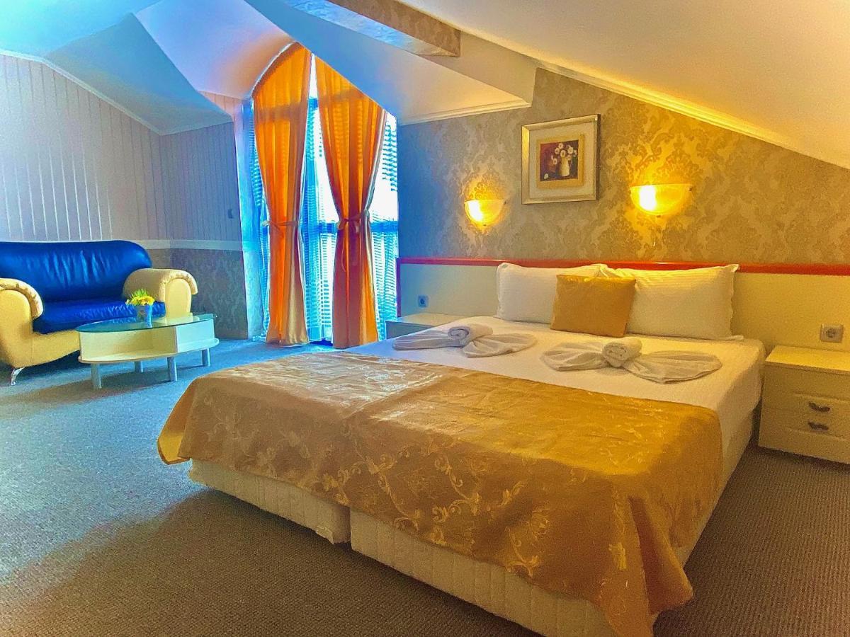 Boutique Hotel Royal เนเซบาร์ ภายนอก รูปภาพ