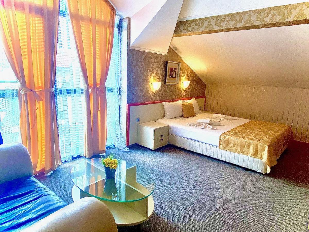 Boutique Hotel Royal เนเซบาร์ ภายนอก รูปภาพ