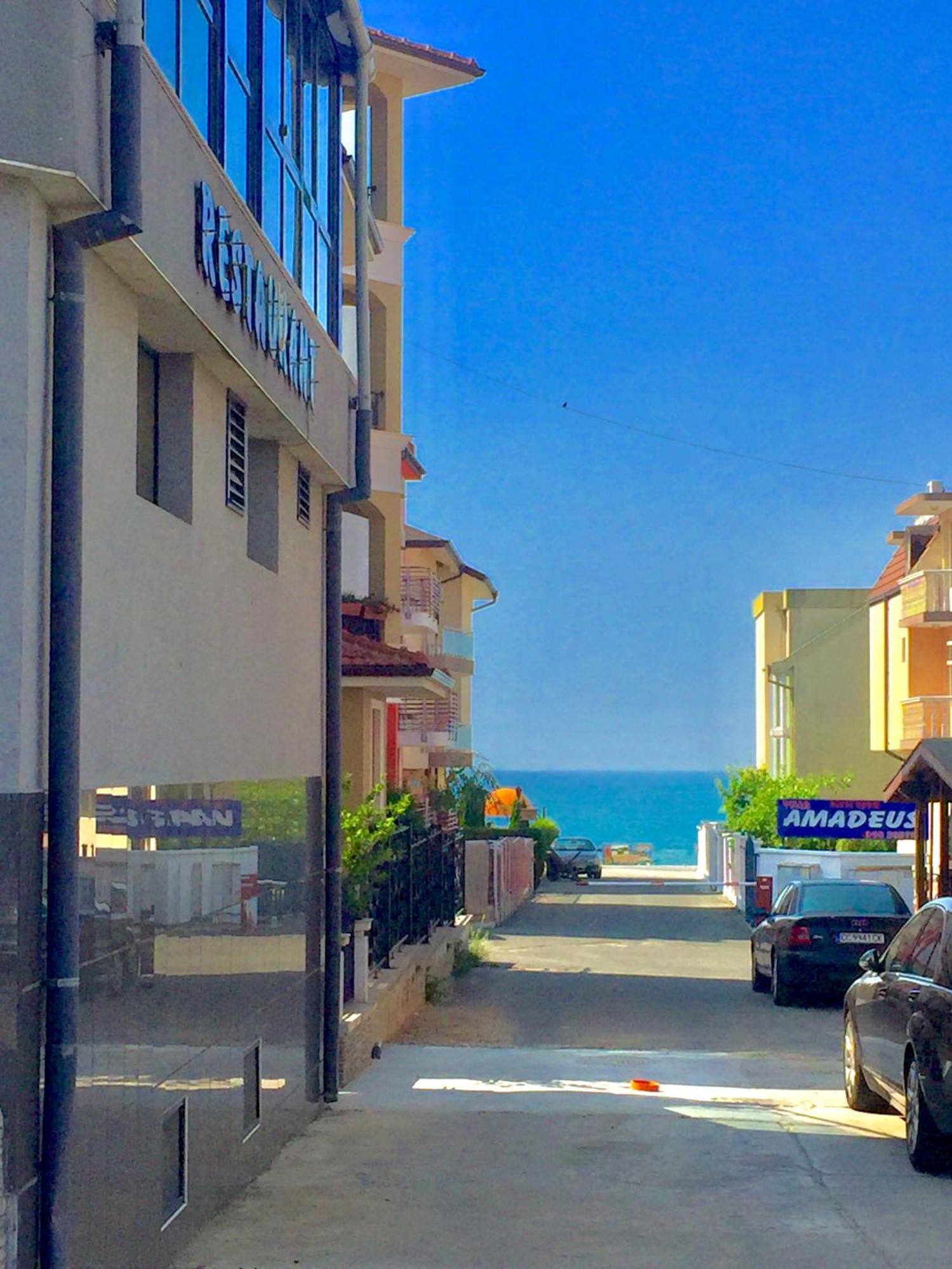 Boutique Hotel Royal เนเซบาร์ ภายนอก รูปภาพ