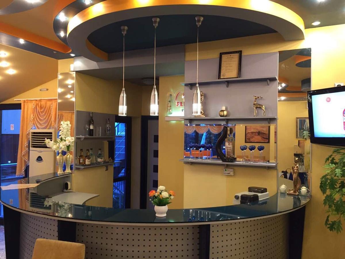 Boutique Hotel Royal เนเซบาร์ ภายนอก รูปภาพ