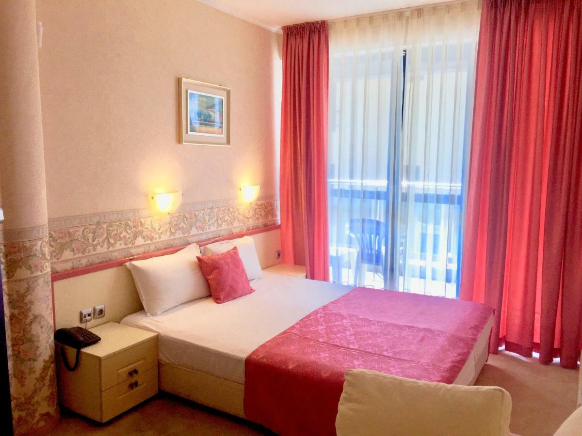 Boutique Hotel Royal เนเซบาร์ ภายนอก รูปภาพ