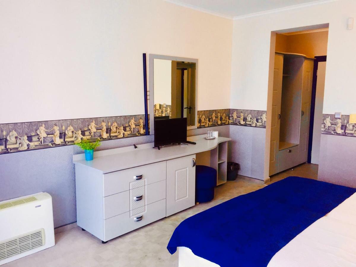 Boutique Hotel Royal เนเซบาร์ ภายนอก รูปภาพ