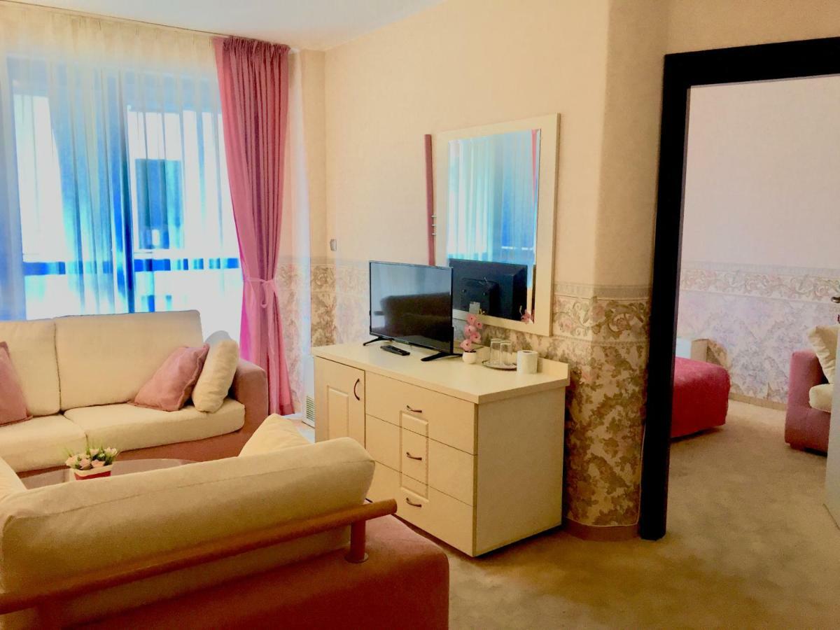 Boutique Hotel Royal เนเซบาร์ ภายนอก รูปภาพ