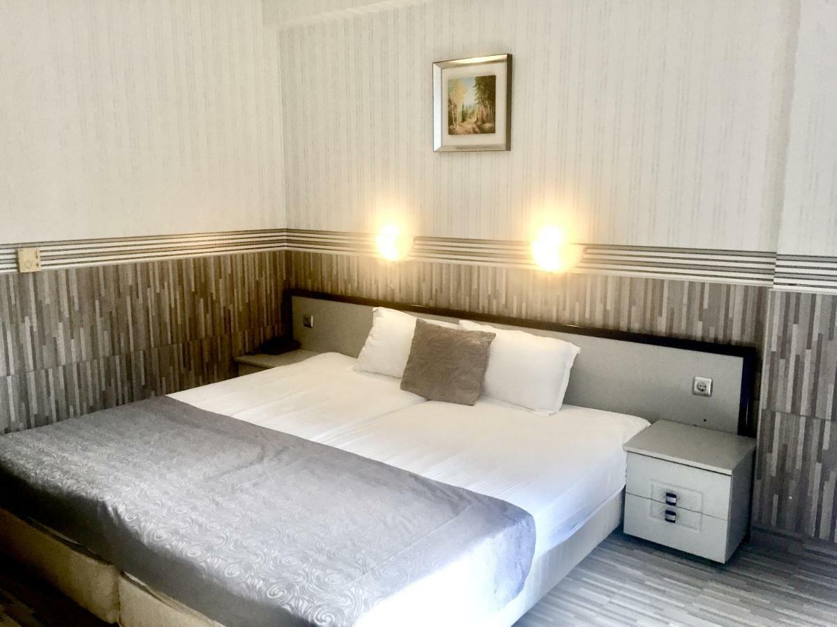 Boutique Hotel Royal เนเซบาร์ ภายนอก รูปภาพ